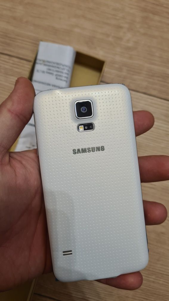 Samsung galaxy s5 zalany