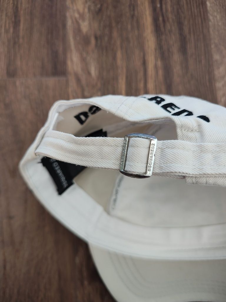 Czapka  DSQUARED 2