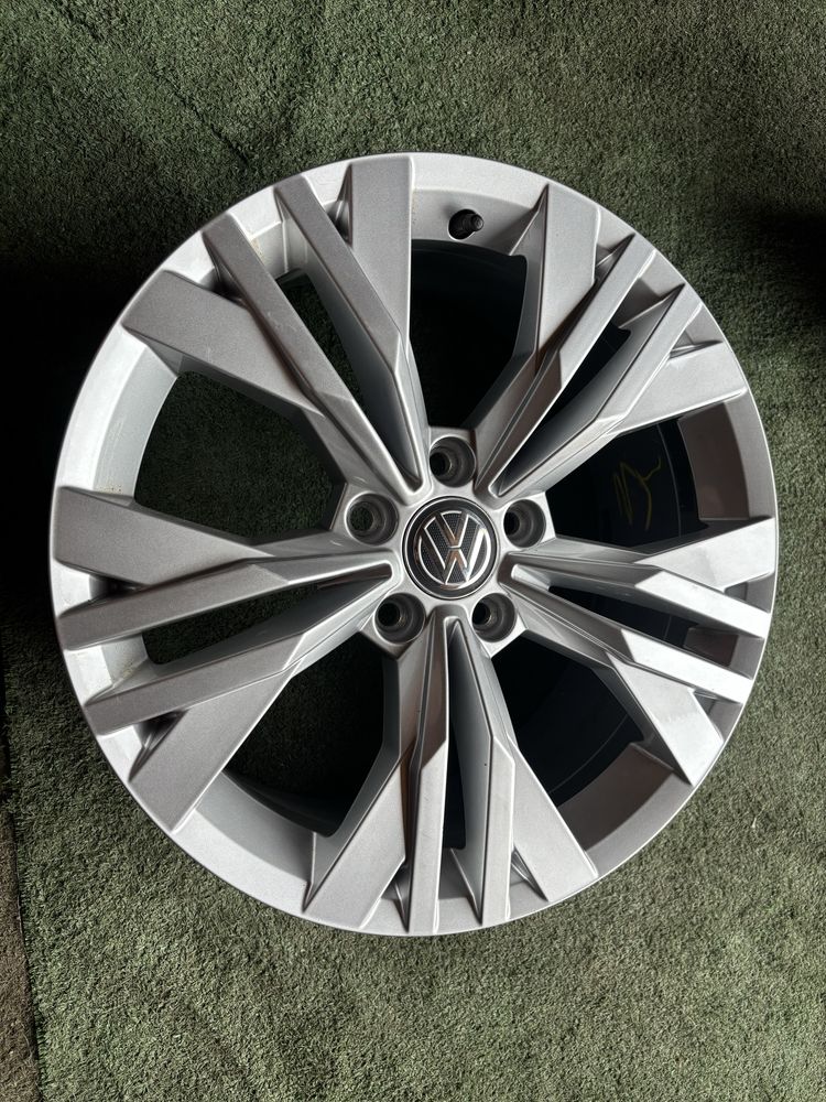 5x112 VOLKSWAGEN 7Jx17 ET38 57,1 felgi aluminiowe PASSAT B8 alltrack
