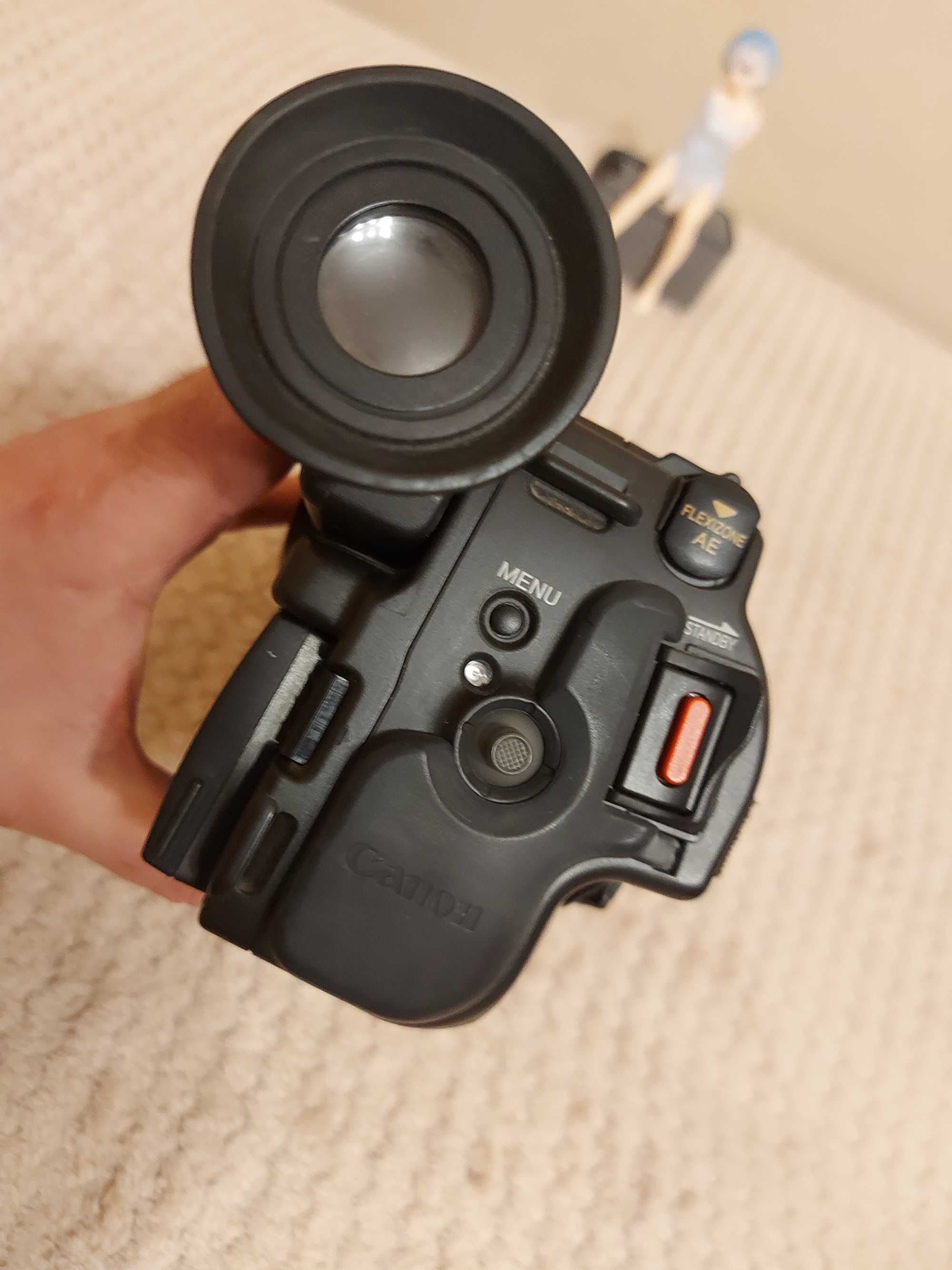 Bardziej vintage wakacje trudno ogarnąć. Chyba, że z tym Canonem 8mm