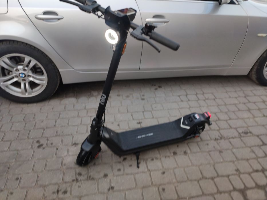 Електричний самокат NIU KQi3