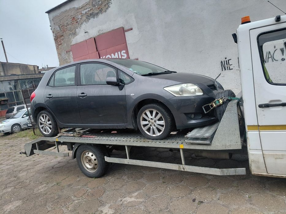 Toyota auris 1  CZĘŚCI 1g3 1.6b