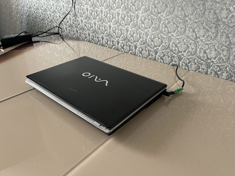 Ноутбук SONY | 2x1.60Ghz |2,5GB RAM|14 Led| 120 HDD |