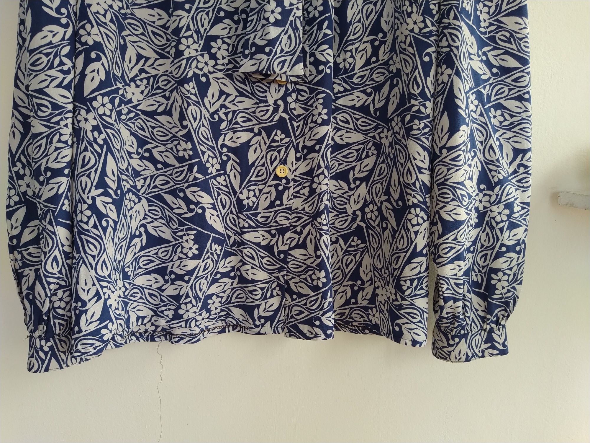 Blusa elegante com print floral - Ristel - Tamanho 42