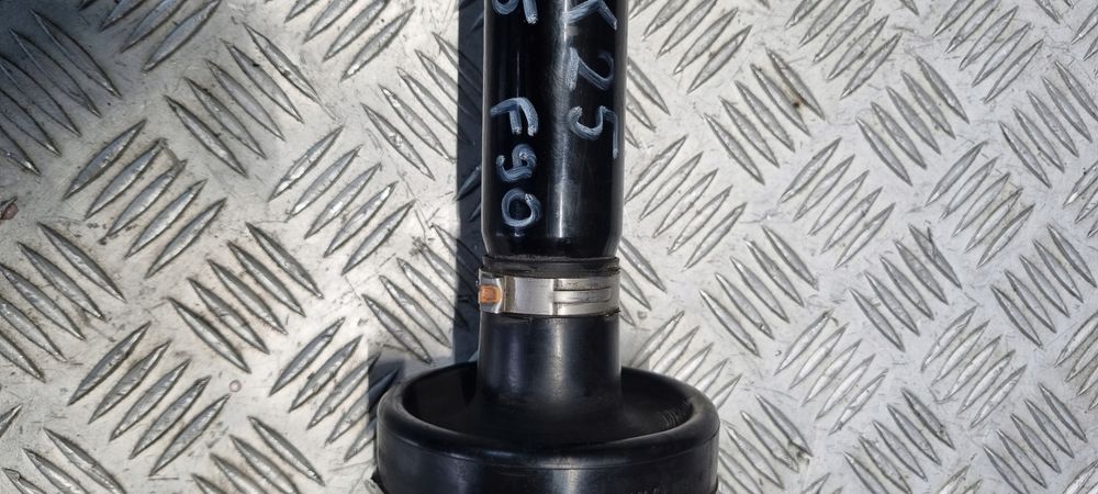 BMW M5 F90 PÓŁOŚ Prawa Prawy TYŁ Tylna