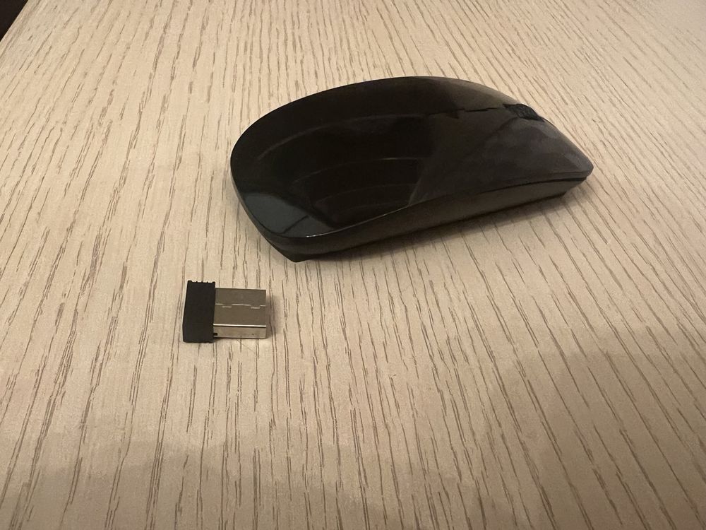 Безпровідна мишка Apple Magic Mouse