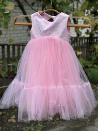 Нежное розовое платье фатин