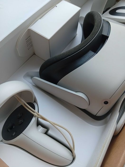 Очки виртуальной реальности Oculus Quest 2 - "плывет" изображение.