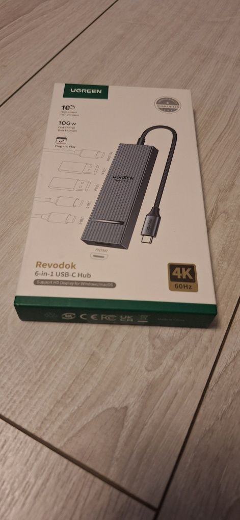 Revodok Ugreen USB-C Hub 6-in-1