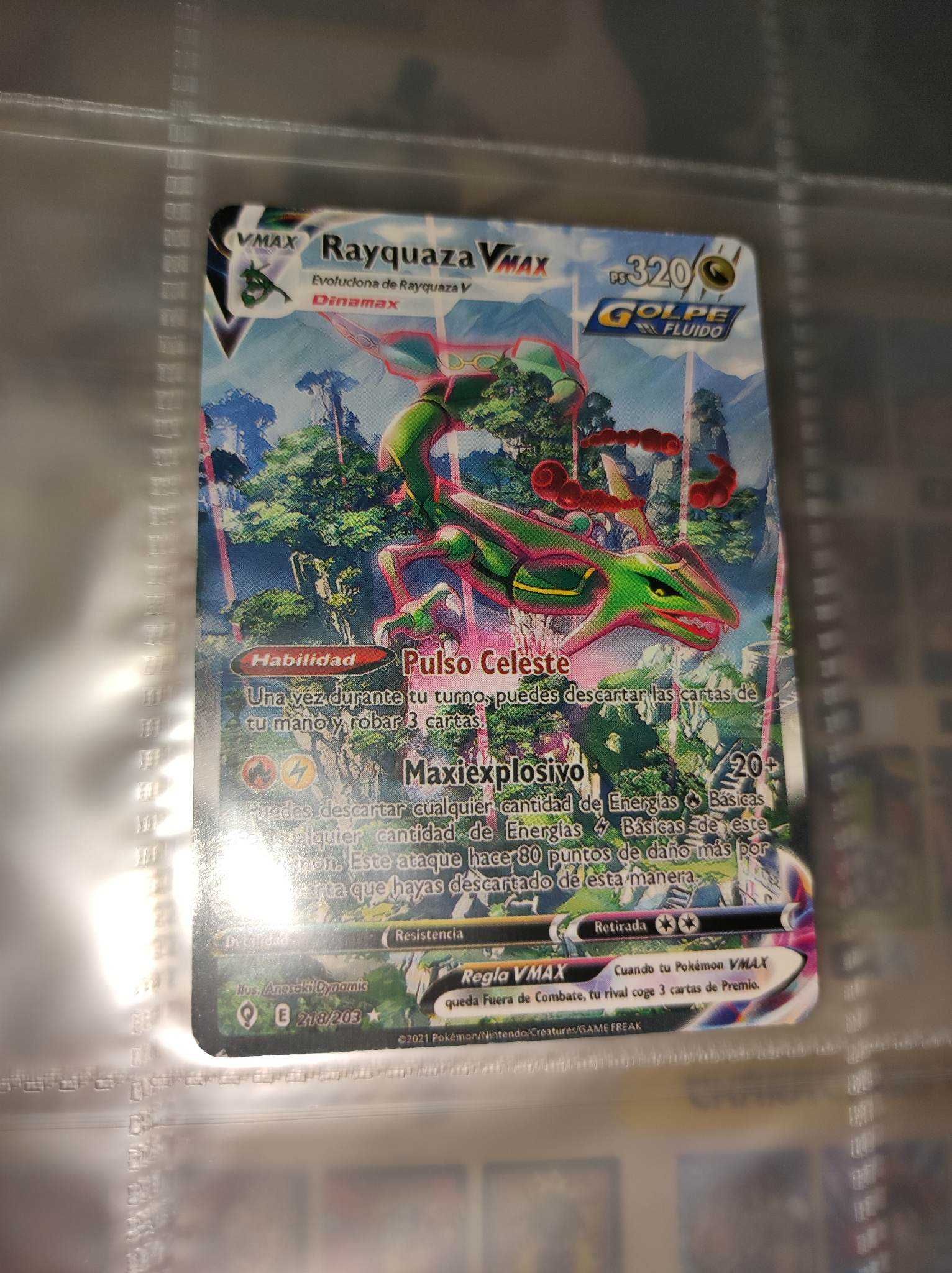 Pokémon TCG Rayquaza VMAX Evolving Skies 218/203 Holo Secret Rare