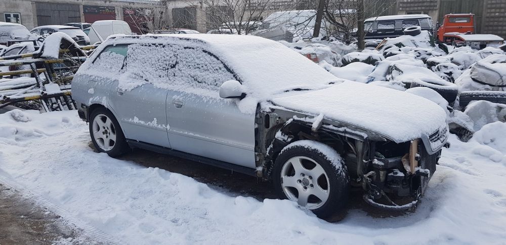 Skóra Audi a4 b5 1.8 LY7M turbo quattro DAJ kombi manual AEB