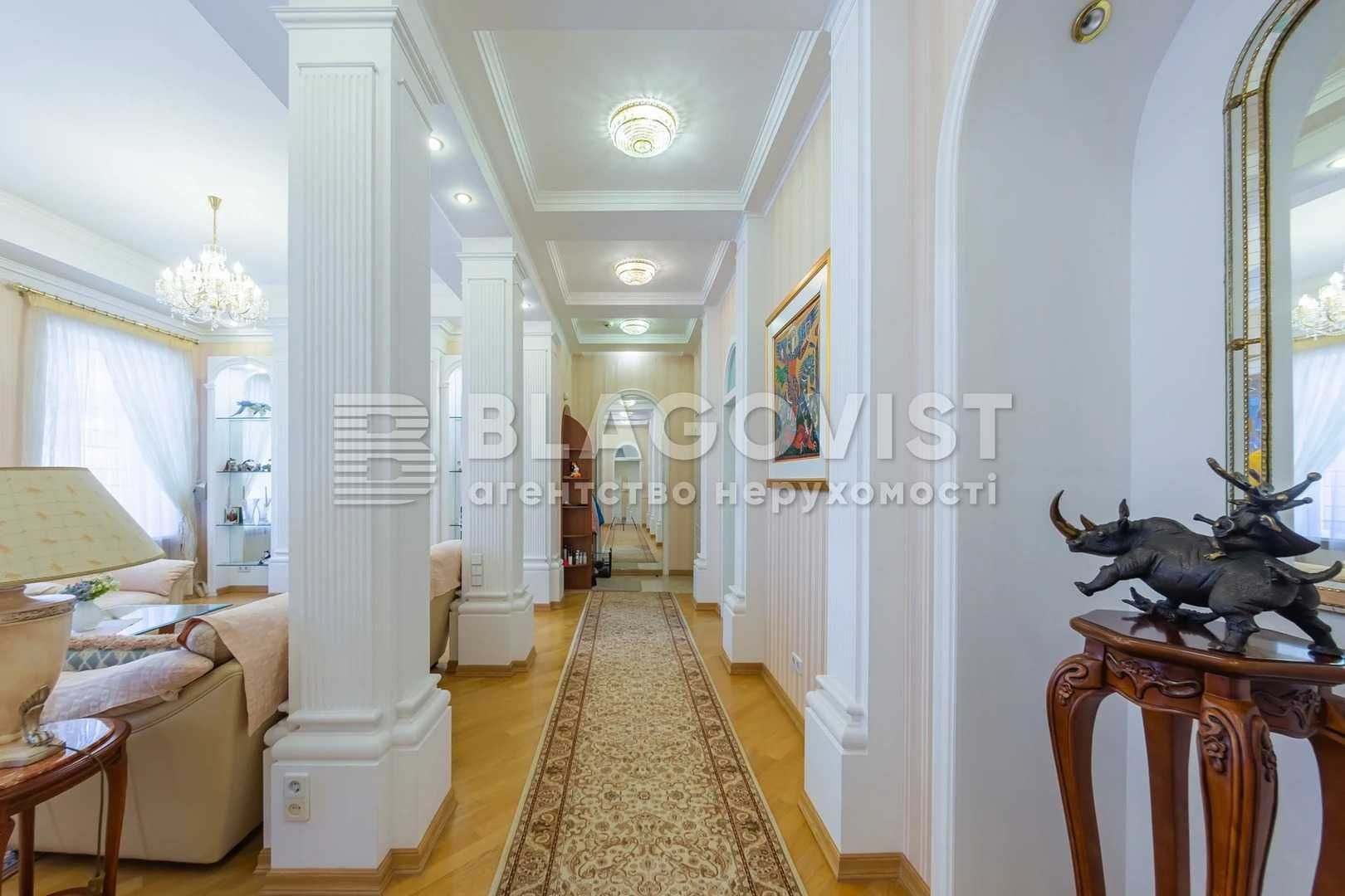 Продаж 5-ти кімн кв-ри вул.Софіївська 25 Дореволюційний будинок центр