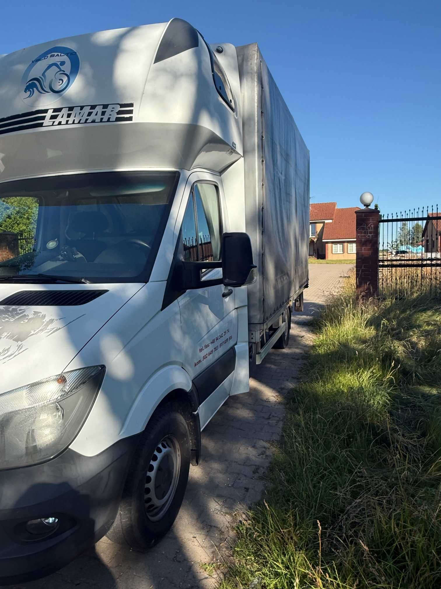 Mercedes-Benz 316 Sprinter, furgon z windą 2,2 diesel Lamar