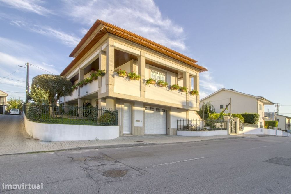 Moradia T4 Individual em Fafe