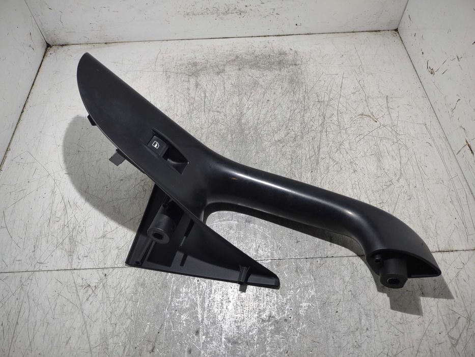 Przełącznik szyby prawy przód VW PASSAT B6