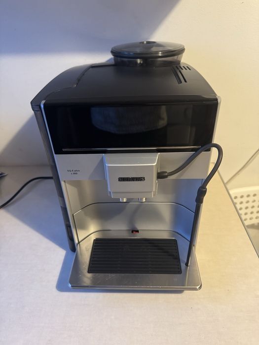 Ekspres do kawy Siemens eq6 plus s100, polskie menu, stan idealny