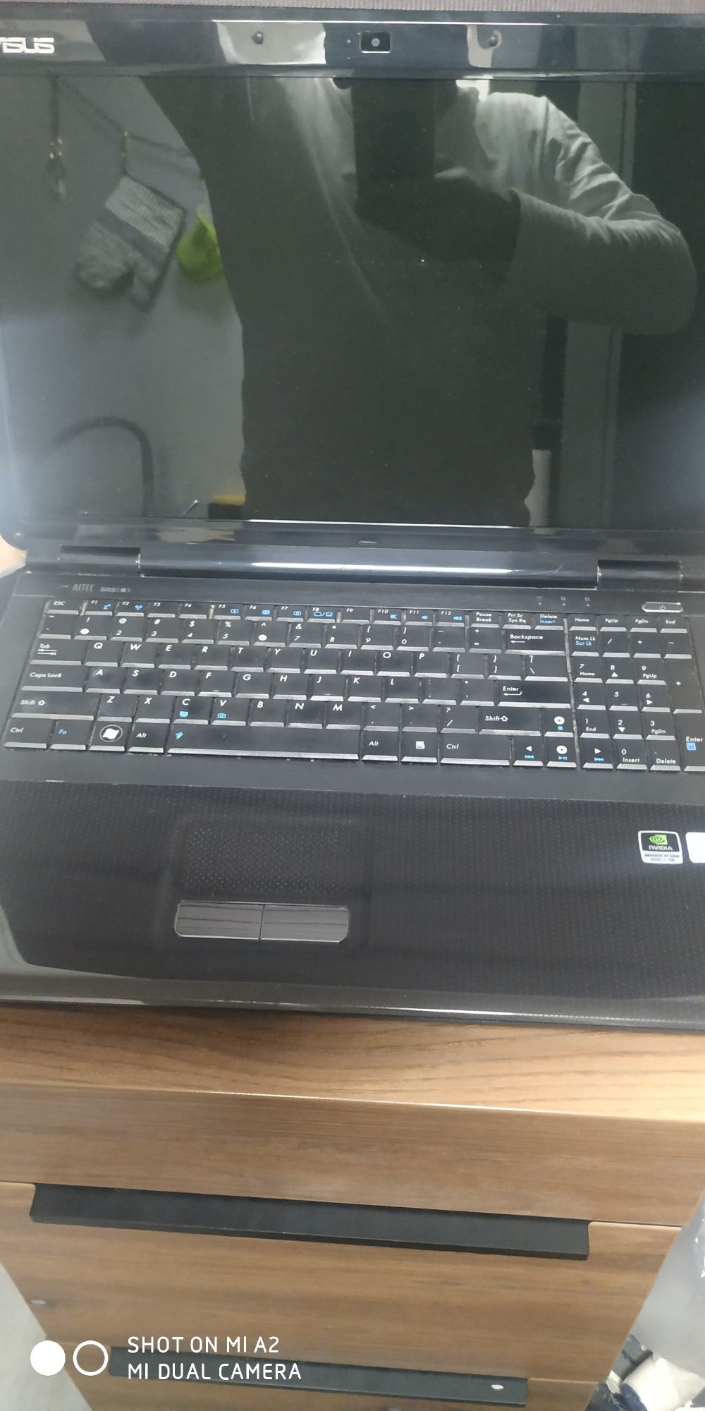 Asus k 70l.  17" uszkodzony