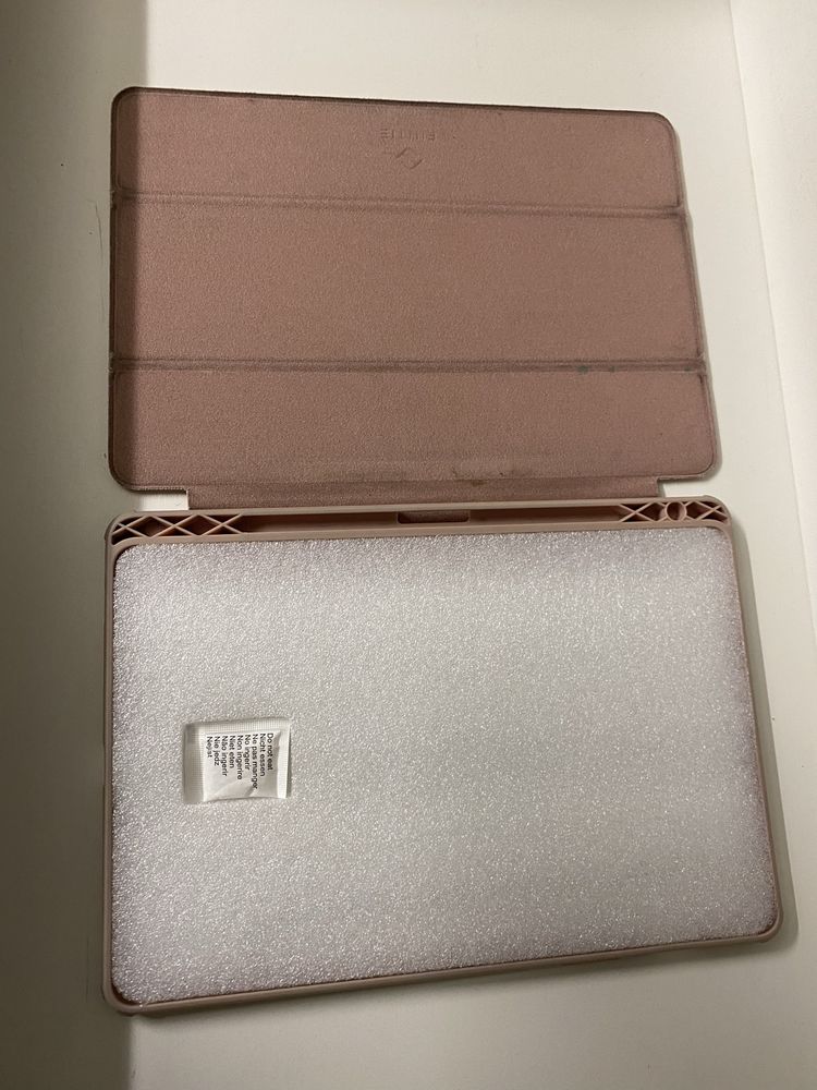 Capa tablet Samsung Tab S7 / S8 (c/ porta caneta)