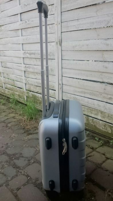 Walizka podróżna mała kabinowa do samolotu nowa z Niemiec