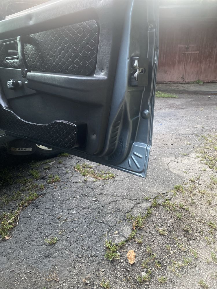 Продам авто ваз 21099