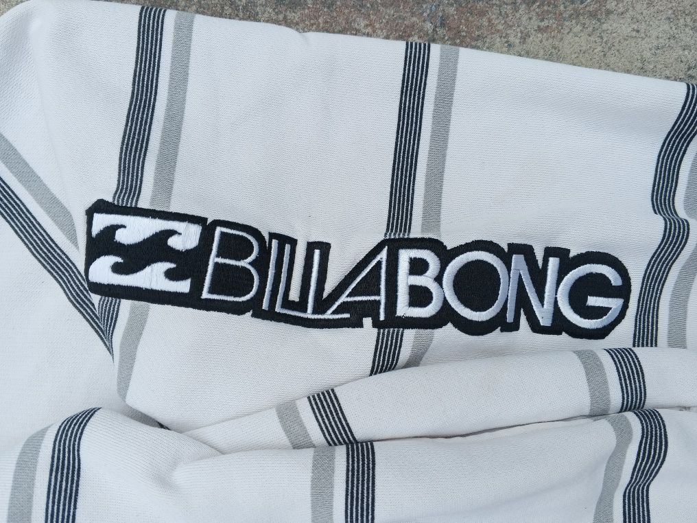 Зипка billabong.