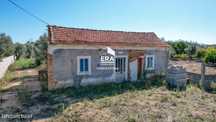 Moradia T2 localizada no Casal Ribeiro, Ourém