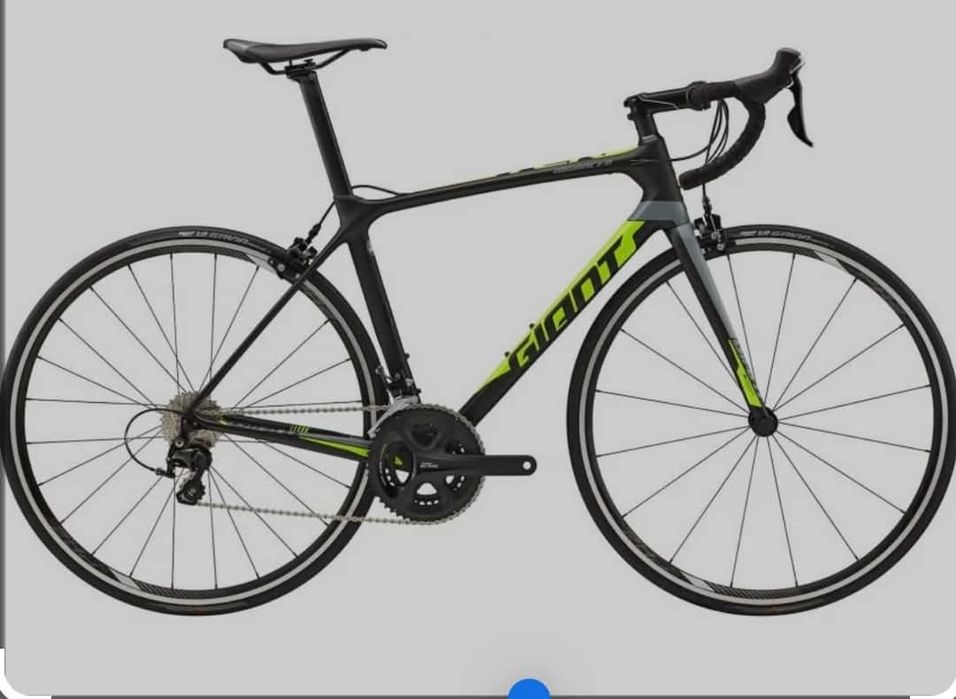 Rower szosowy Giant TCR Advanced 2. Dwa komplety kół.