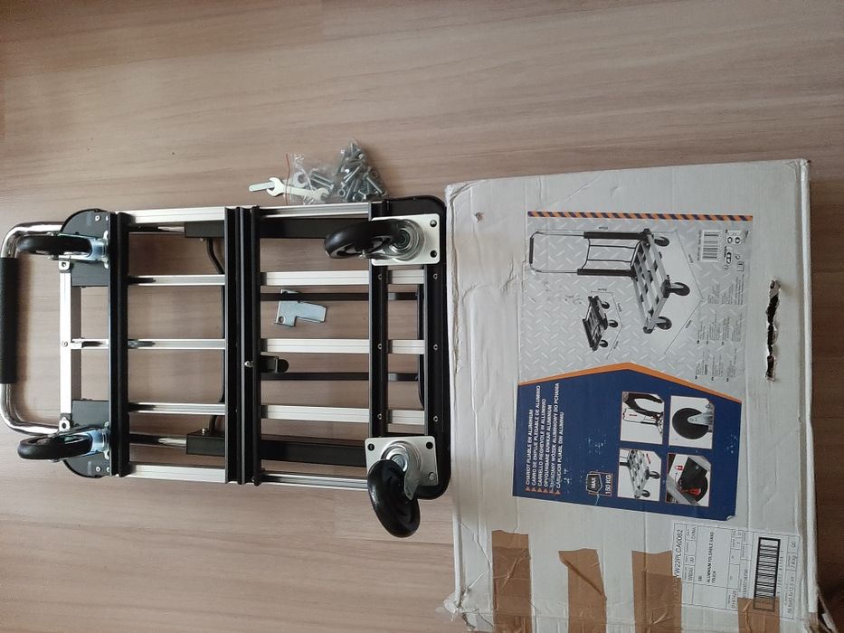 Wózek  bagazowy składany nowy