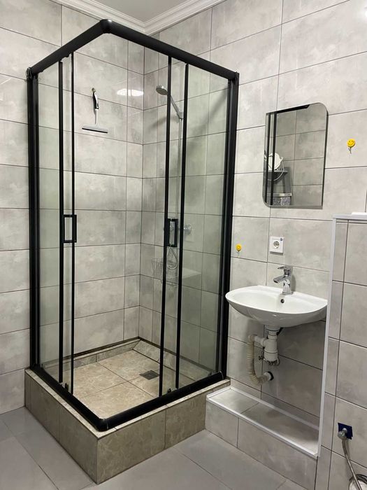 Простора дворівнева двокімнатна квартира в Ворзелі