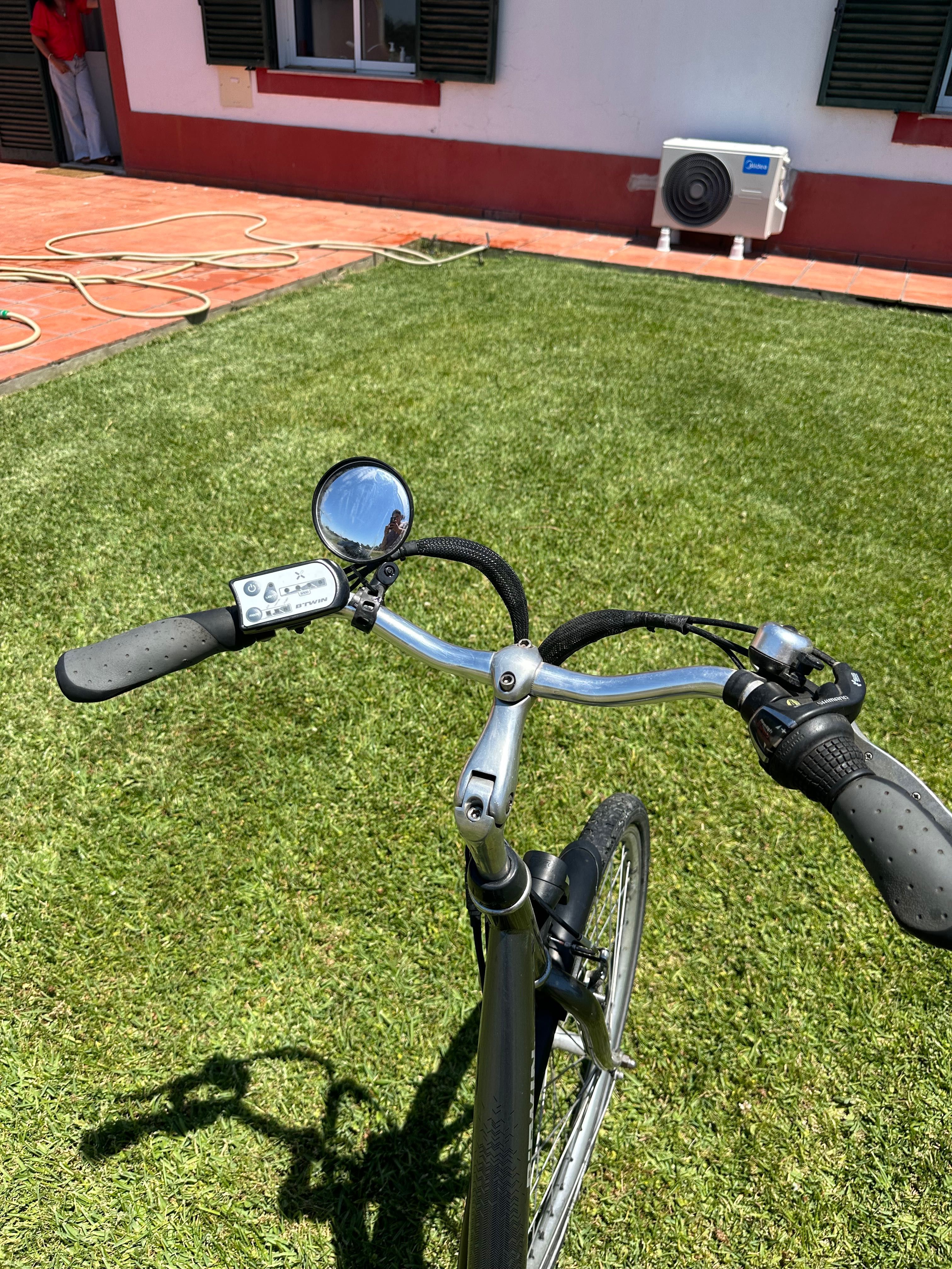 Bicicleta elétrica decathlon