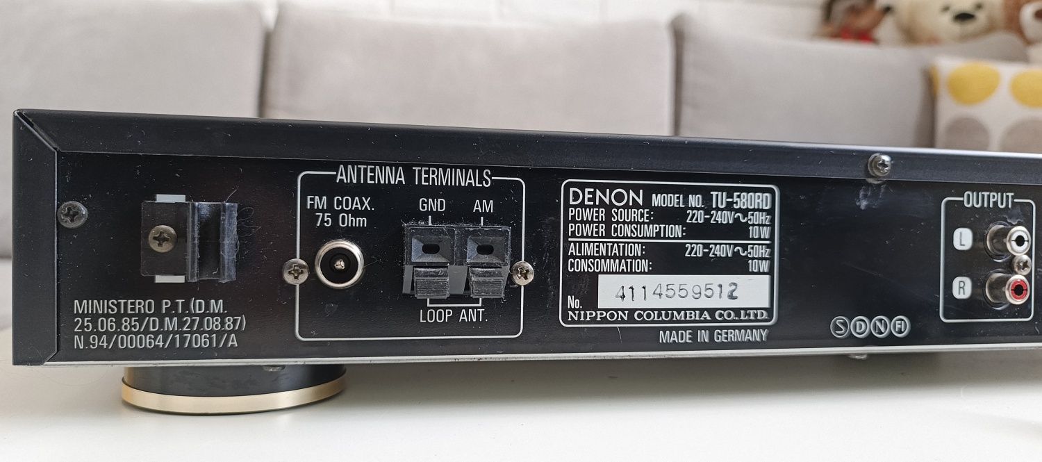 DENON TU-580RD tuner cyfrowy stereo hi-fi z RDS. Wysoki model.