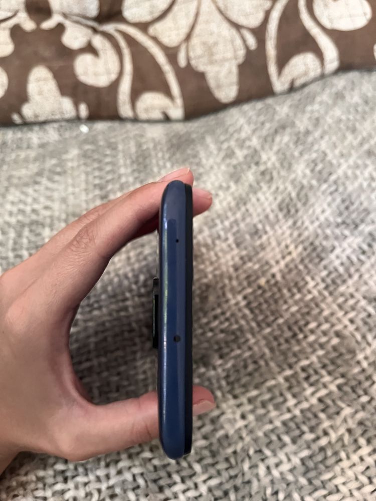 СРОЧНО !Смартфон Redmi Note 9 128 gb