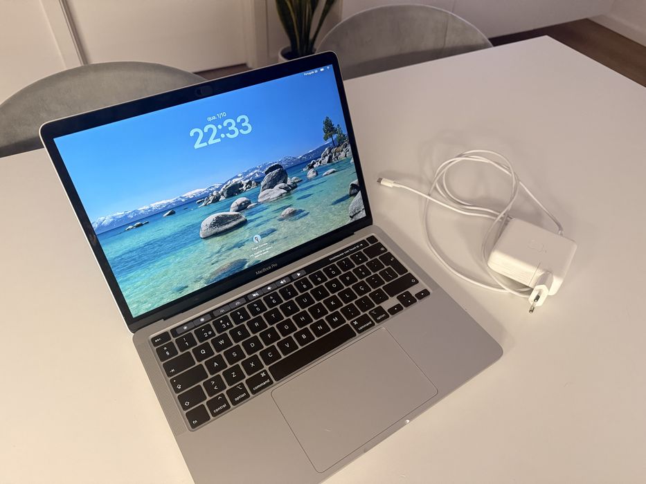 Macbook Pro 2020 2GHz 16GB