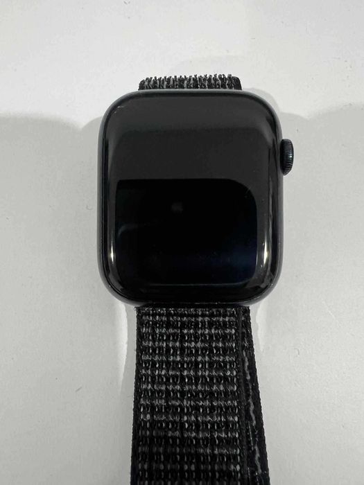 Apple Watch Series 8 / 45 mm