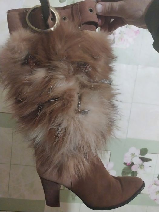 Продам сапоги замшевые с натуральным мехом