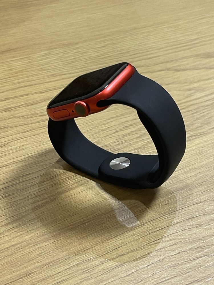 Apple Watch Series 6 40 mm Red Product