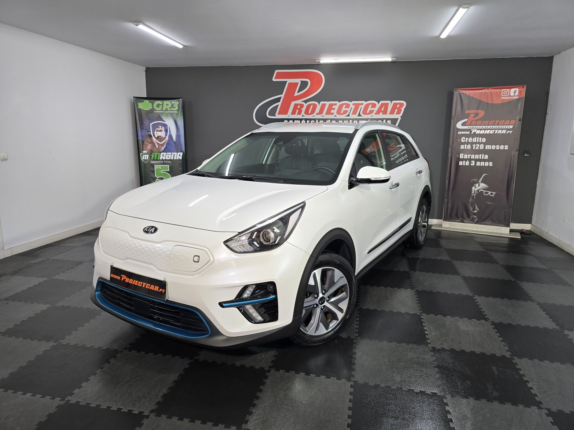 Kia Niro EV  64kwh