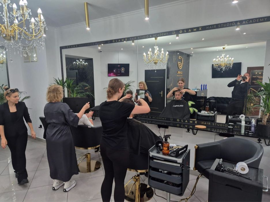 Fryzjer Fryzjerka Barber Barbering Kurs Szkolenie