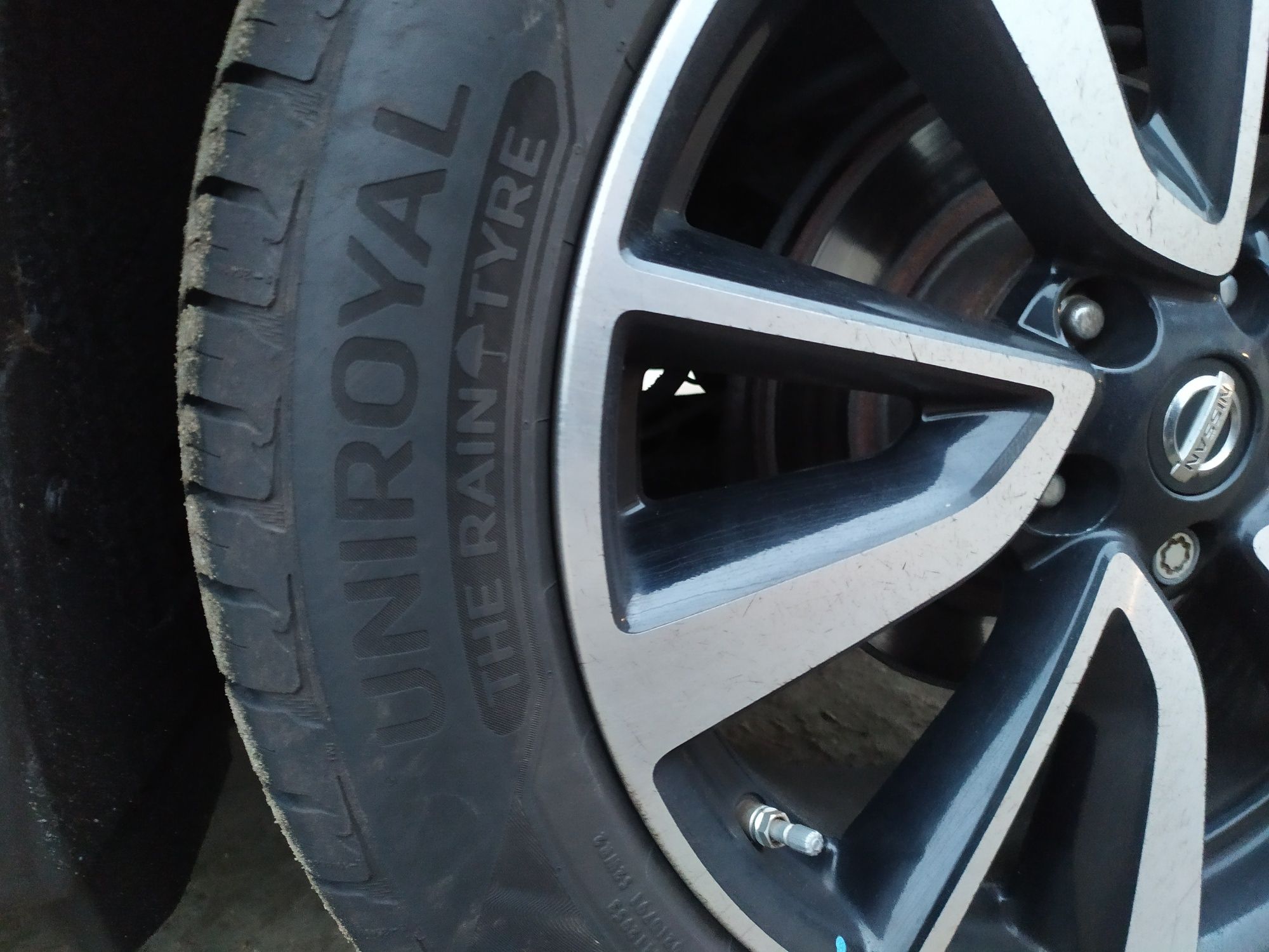 Opony letnie 225 55 r19 ok 7mm.Kupione w 2022r.