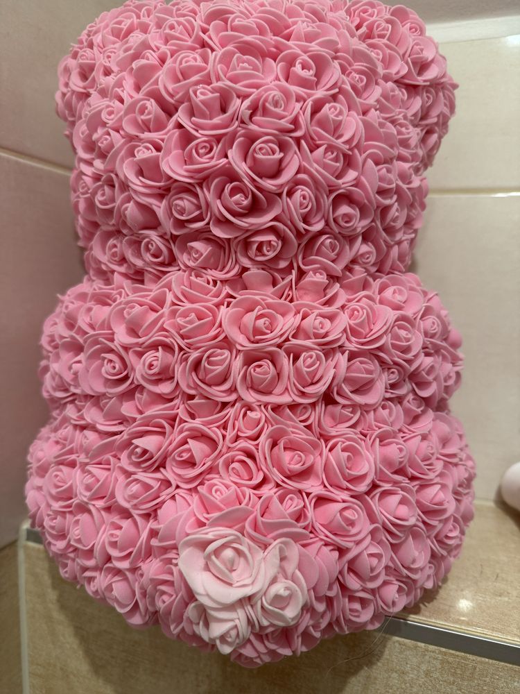 Miś z róz  35 cm