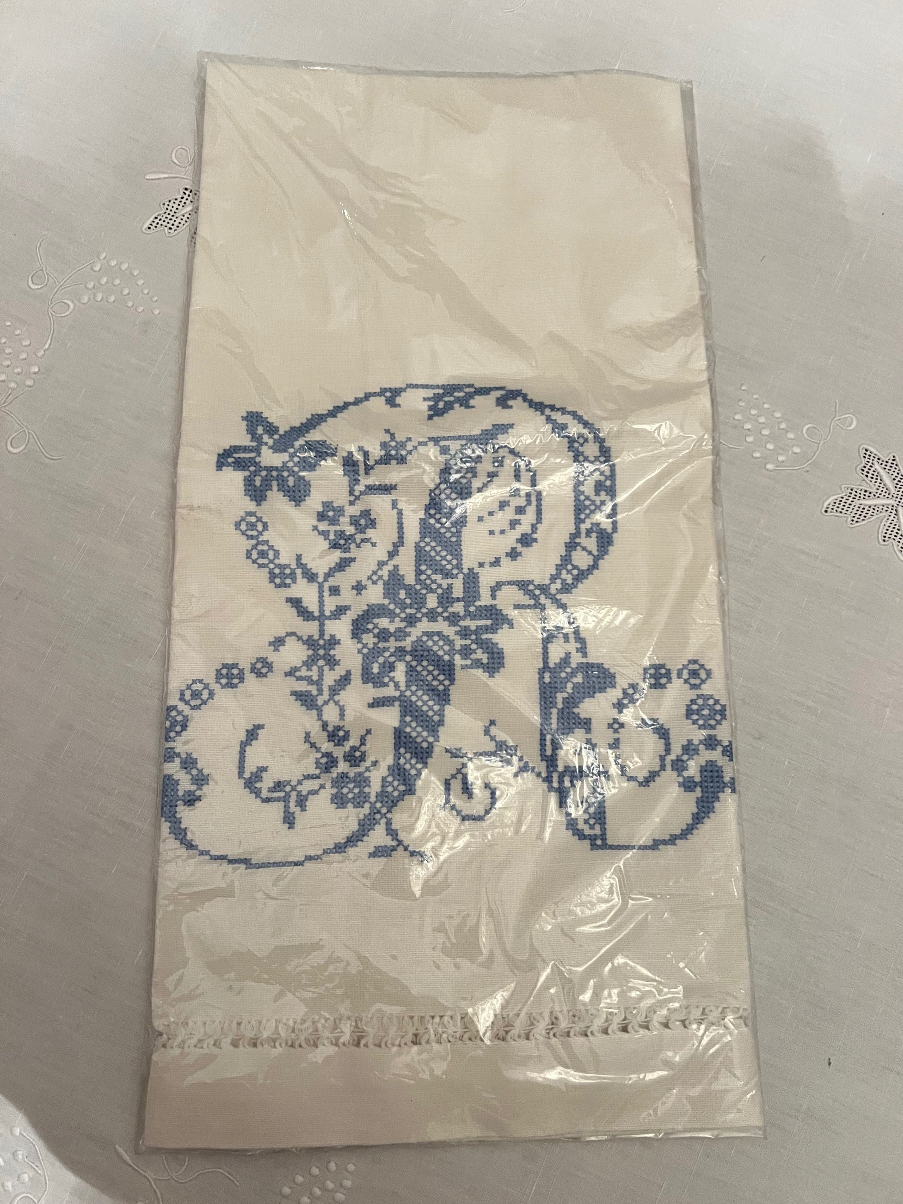Bordados feitos á mão
