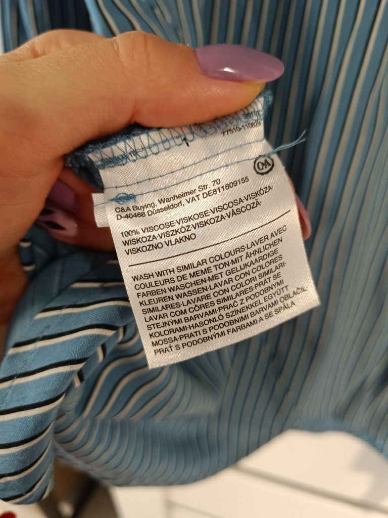 Niebieska asymetryczna koszula