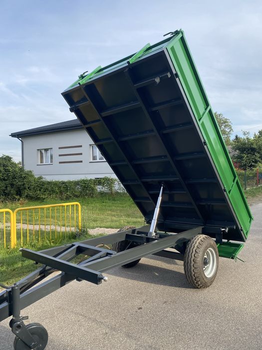 Przyczepa wywrotka jednoosiowa przyczepa dwukółka kiper 3 strony