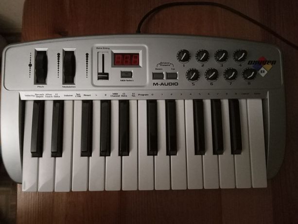 Klawiatura midi M-audio oxygen 8