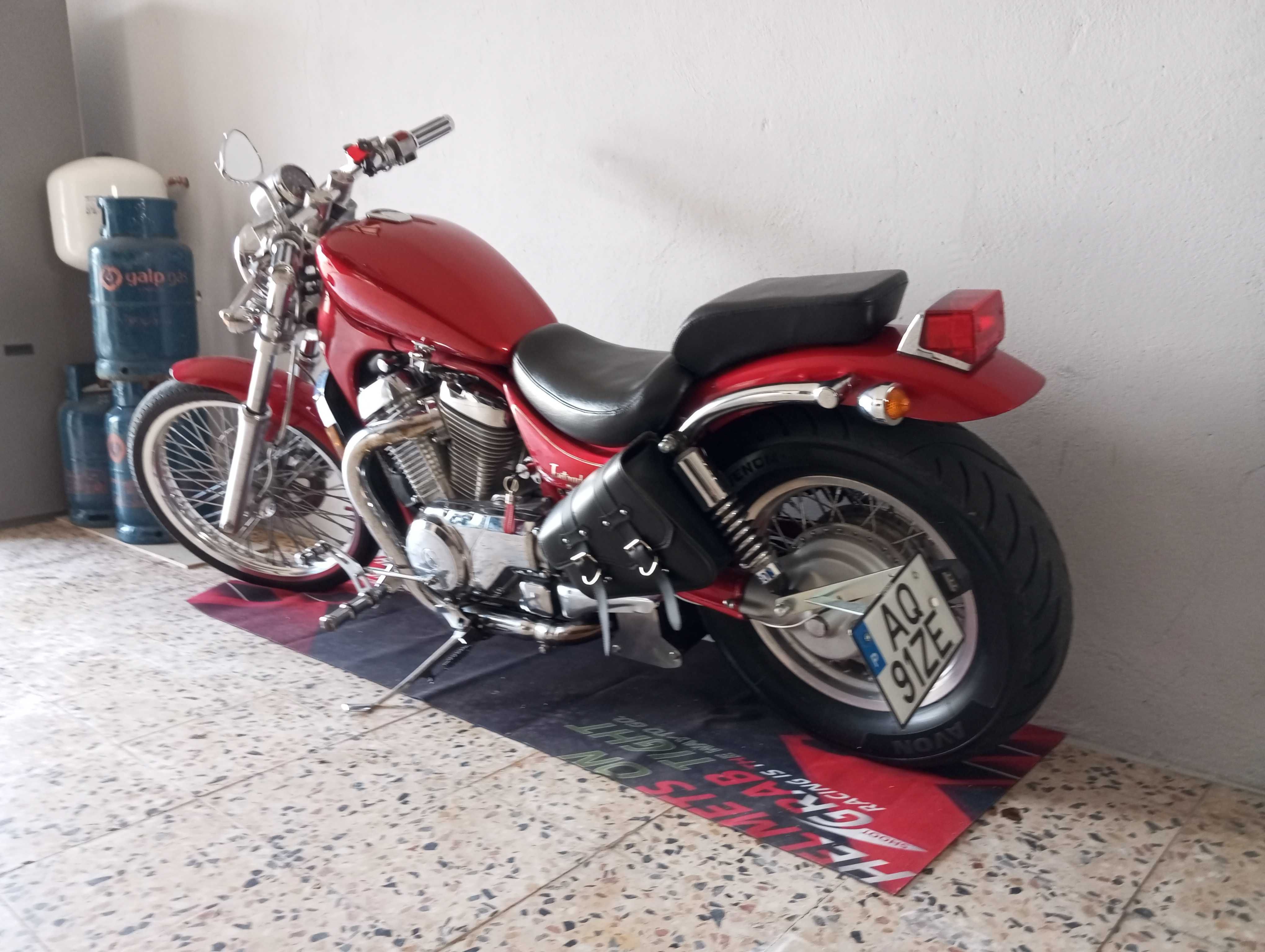 Suzuki VS 800 GLP