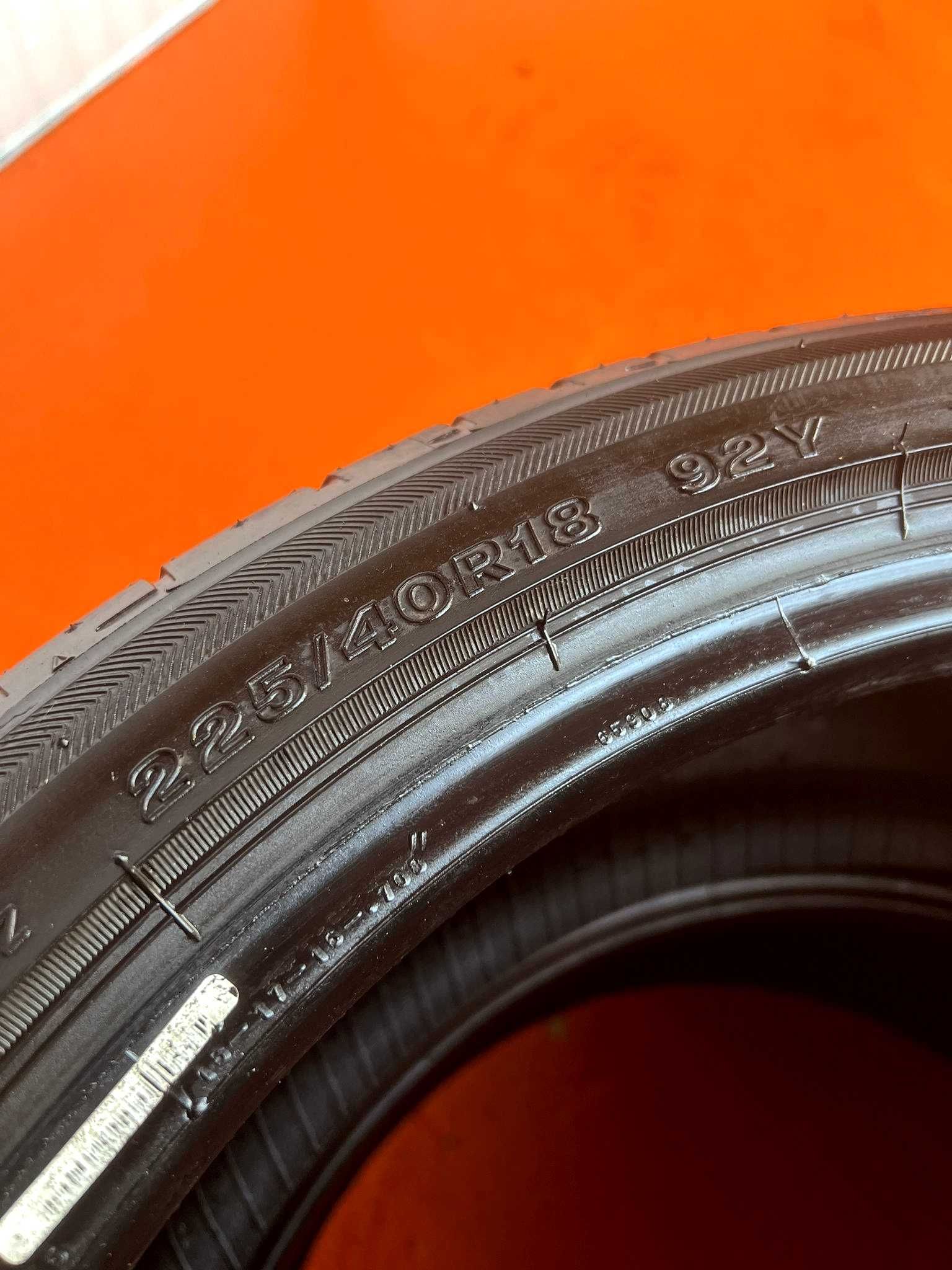 Pneus Bridgestone Potenza S001 - 225/40/18 - Excelentes 2