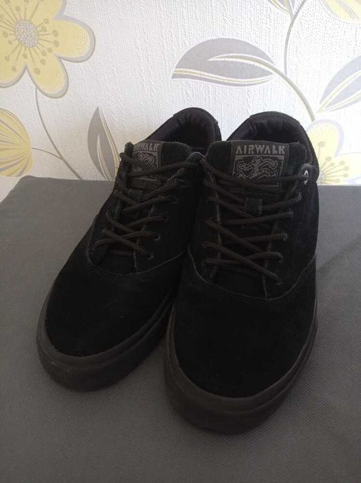 кеди натуральна замша стелька 23см