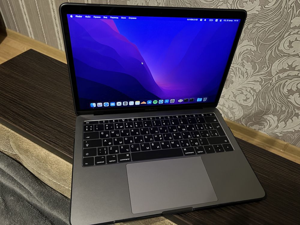 Ноутбук Apple MacBook Pro 13" 2017, i5 2.3GHz, 128Gb, 8GB, Space Grey