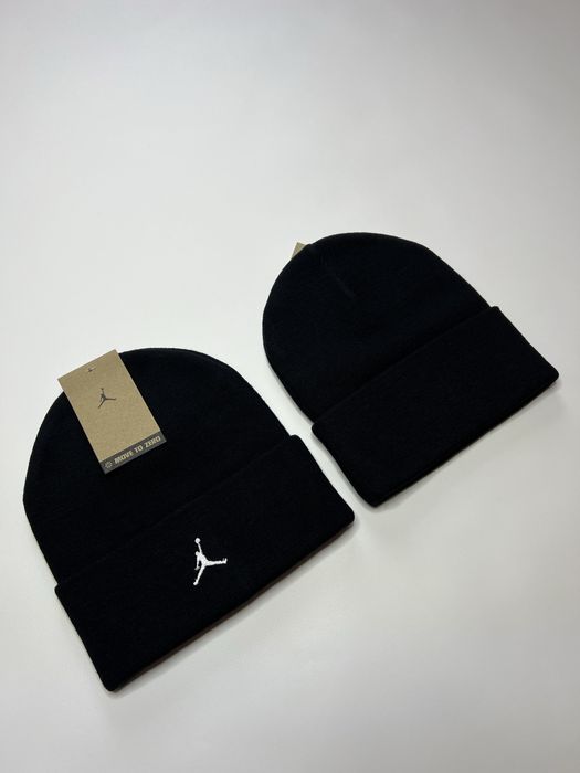 Шапка Air Jordan Peak Black FN4672-010