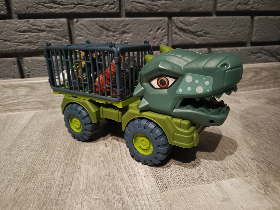 Dinozaur, samochód, ciężarówka